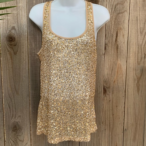 Forever 21 Tops - FOREVER 21 Sexy gold sequin tank top